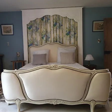 度假居 Manoir Du Portal - 24h Du Mans & Petit Dejeuner Noyen-sur-Sarthe
