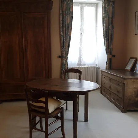 度假居 Manoir Du Portal - 24h Du Mans & Petit Dejeuner Noyen-sur-Sarthe